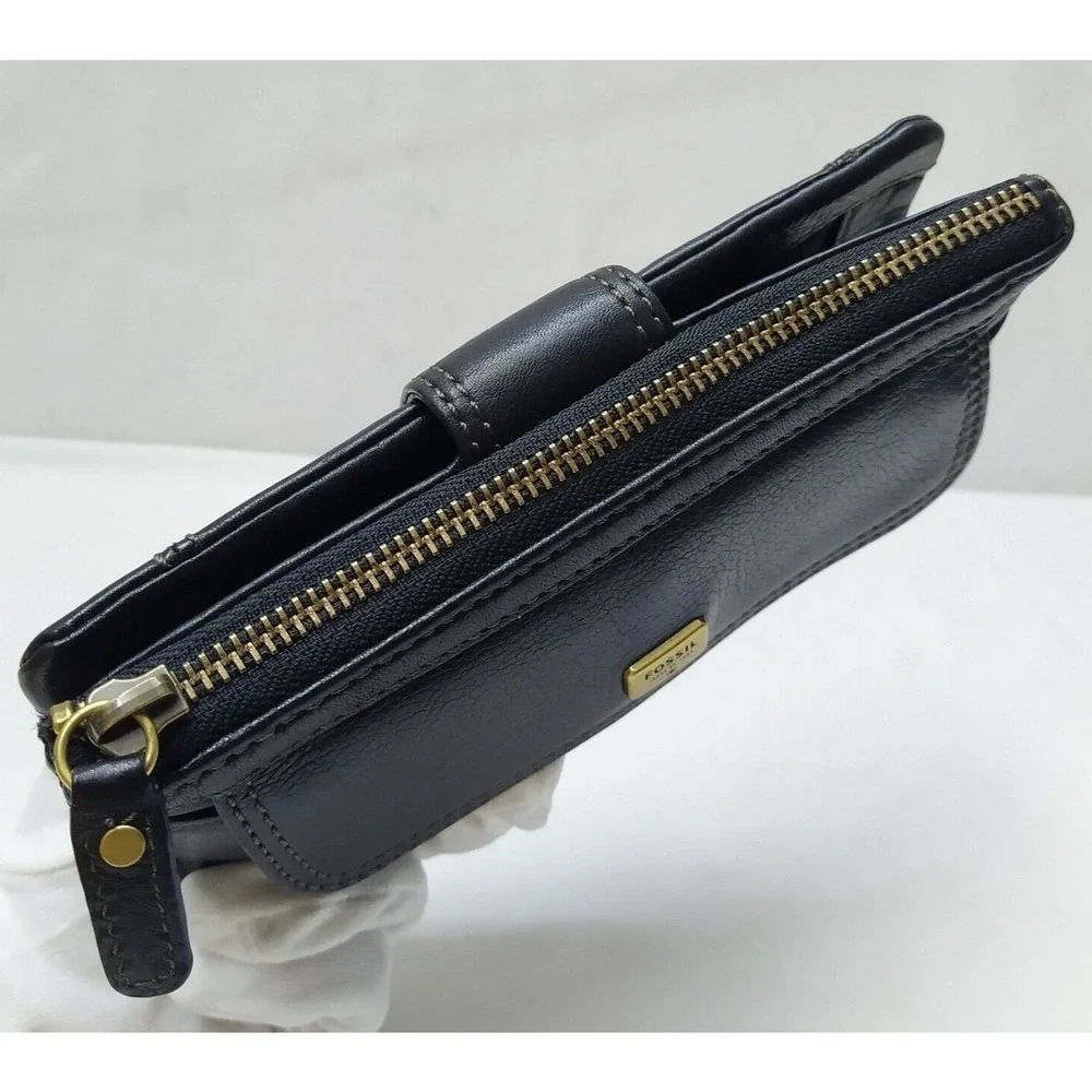 Fossil Black Pebbled Leather Credit Card ID Window Zipper Closure Wallet